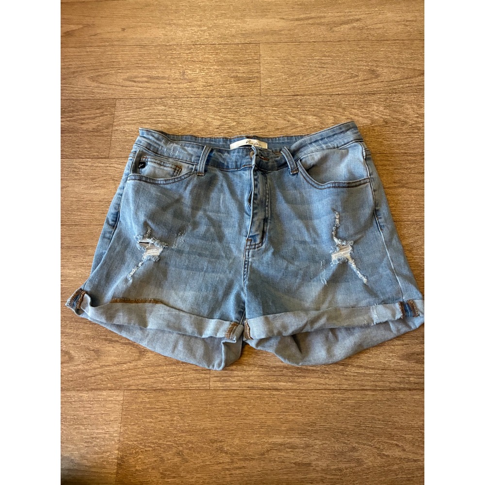 KanCan Los Angeles Light Wash Distressed Cuffed Denim Shorts KC6036L Size 13 30